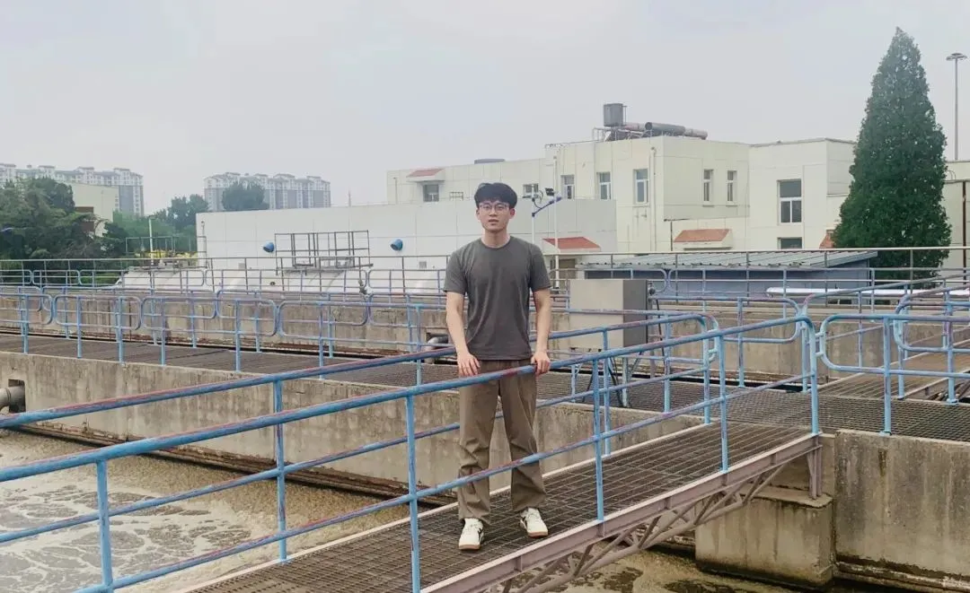 c83d9f930399425e9e49ab709e309bb4.jpg c83d9f930399425e9e49ab709e309bb4.jpg